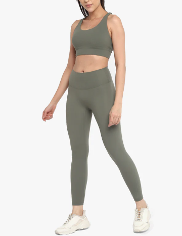 product-Square neck beauty back sleeveless bra top High elastic skin friendly yoga suits-Ruiteng-img