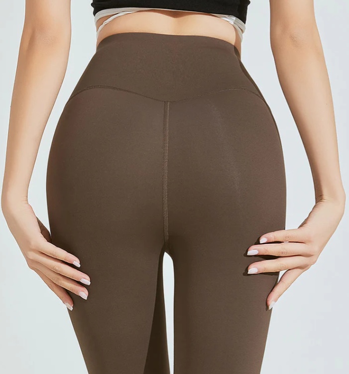 product-Ruiteng-No Line Yoga Shorts-img