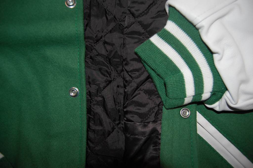 product-Wholesale Custom latest designs Long Sleeve Baseball Varsity Jacket Men Plain Blank Varsity 