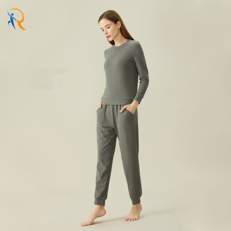 product-Ruiteng-Autumn And Winter Womens Lounge Wear Warmth Home Clothes Night Wear Pajama Set JKT-2