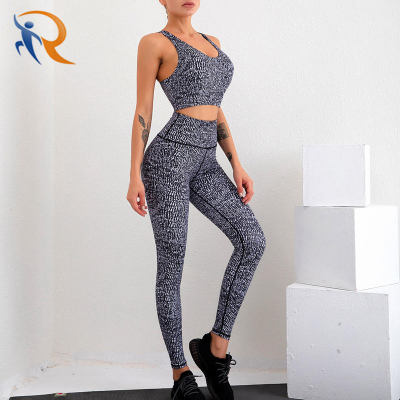 Spring 2021 print color yoga suit women's fitness fast dry slim seamless yoga suit two sets
